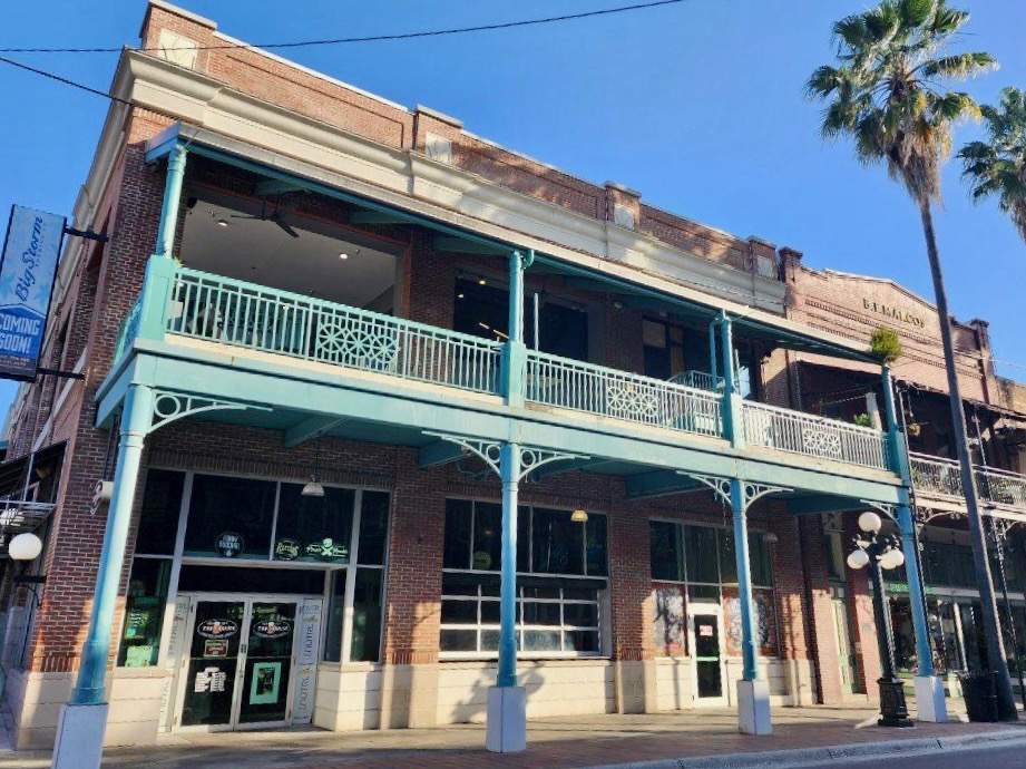 Big Storm Brewing Ybor City Exterior